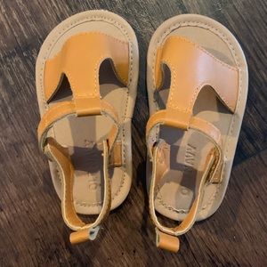 12-18m Old Navy Sandals Girls